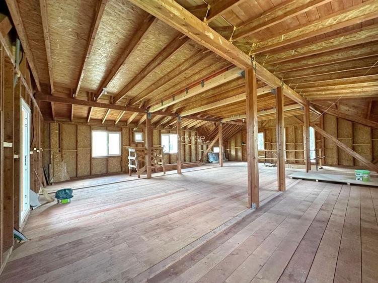 Vila cu priveliste deosebita de vanzare in Predeal - 25