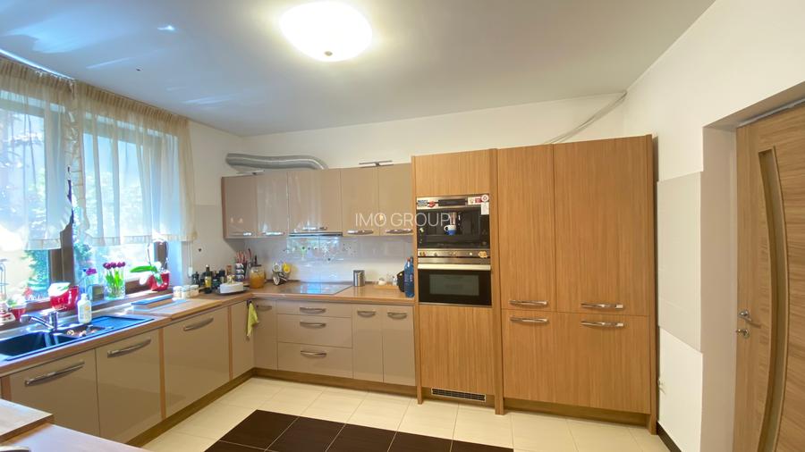 Se vinde URGENT Vila 6 camere Otopeni zona 23 August - 23