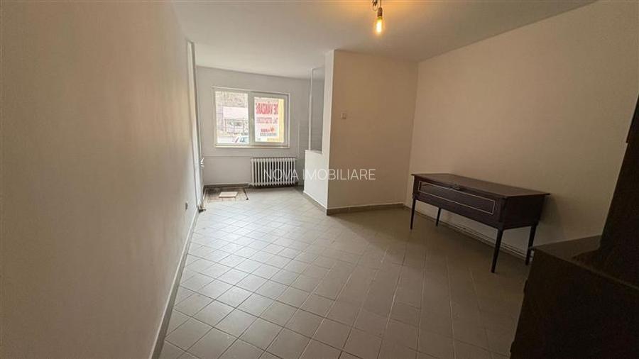 Garsoniera ideal spatiu zona AFI - 4