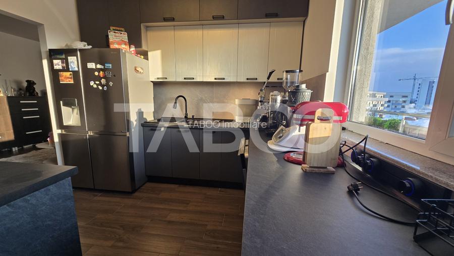 Apartament de vanzare 3 camere 93mp 2 bai balcoane zona Rahovei Sibiu - 4
