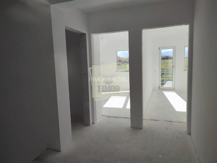 Casa moderna 5 camere teren 490 mp terasa acopertia in Cristian - 16