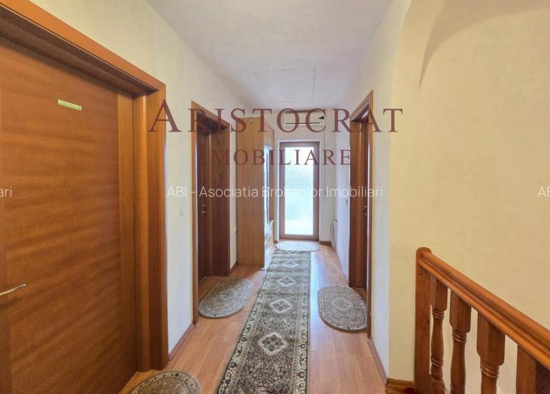 Vila 5 camere si piscina - 15