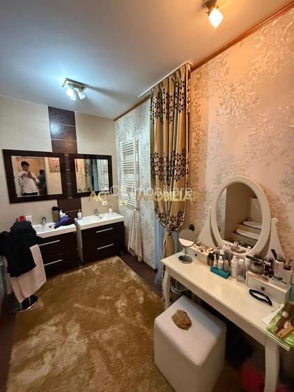 Casa de inchiriat | 6 Camere Berceni | Centrala | Piscina | Terasa | Curte - 15