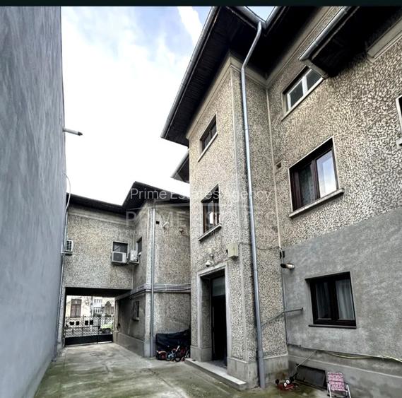 De vanzare apartament 3 camere +curte zona Unirii-Serban Voda  - 7