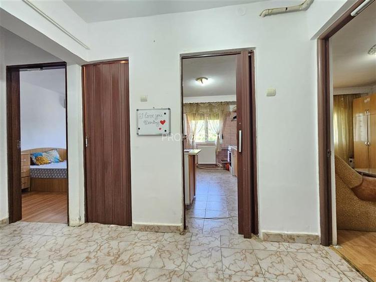 2 Camere decomandate, Mobilate  / CARREFOUR- Insula de agrement - 6
