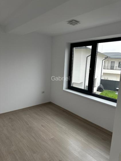 VILĂ NOUĂ DUPLEX, 5 camere, P+1E+Mansarda - Otopeni, acces rapid DN1 - 16