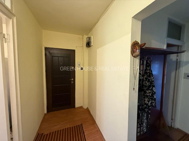 Apartament 3 camere, decomandat, parter, zona Calea Zarandului - 17