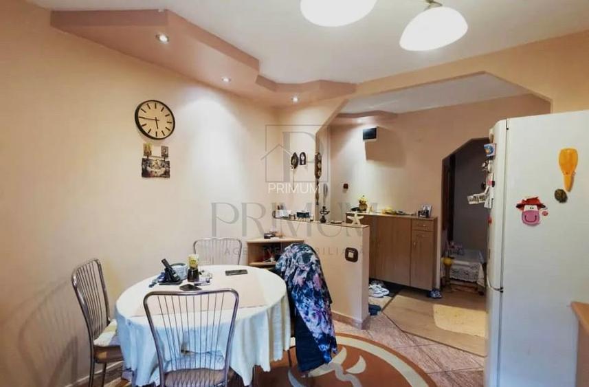 BUCOVINA - ETAJ 2 - DECOMANDAT - 3 CAMERE - 2 BAI - 2 BALCOANE - CENTRALA PROPRI - 10