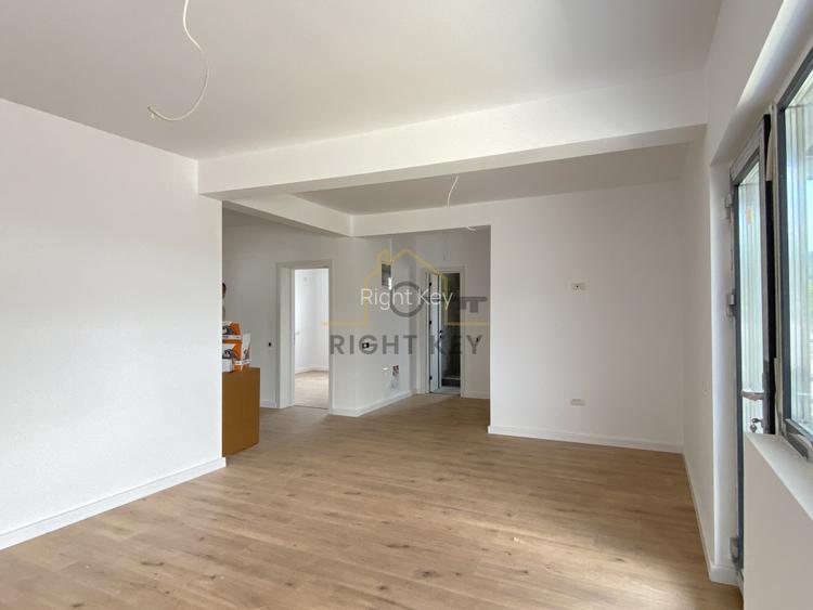 Casa noua 4 camere, teren 430 mp si panouri fotovoltaice! Comision 0%! - 4