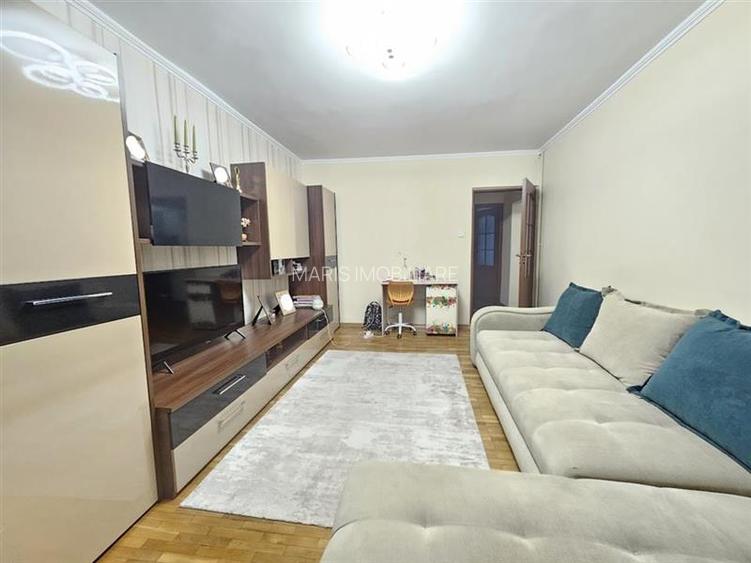 Tudor - 3 camere etaj 1 cu 2 bai 2 balcoane amenajat mobilat utilat. - 2