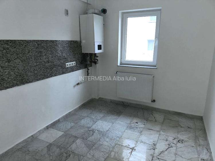 Apartament 3 camere 66 mp Bloc NOU Finisat Modern Balcon 2 locuri parcare Sebes - 11