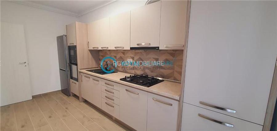 Royal Imobiliare - Vanzare apartament 3 camere, zona Albert - 8