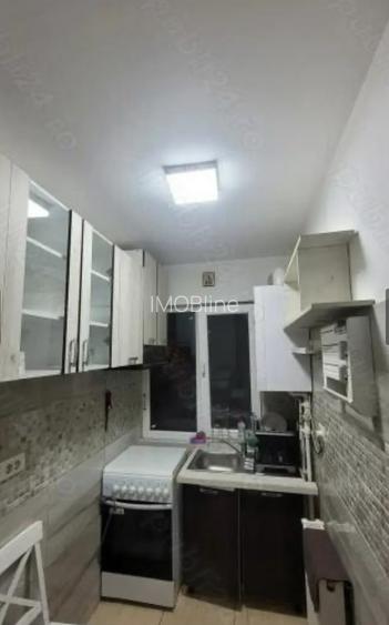 apartament3 camere zonaInel 2  mobilat utilat  46 mp - 2