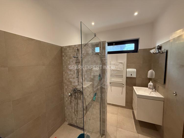 CASA /RESEDINTA//CLINICA //BIROURI// ANA IPATESCU// PLOIESTI - 14