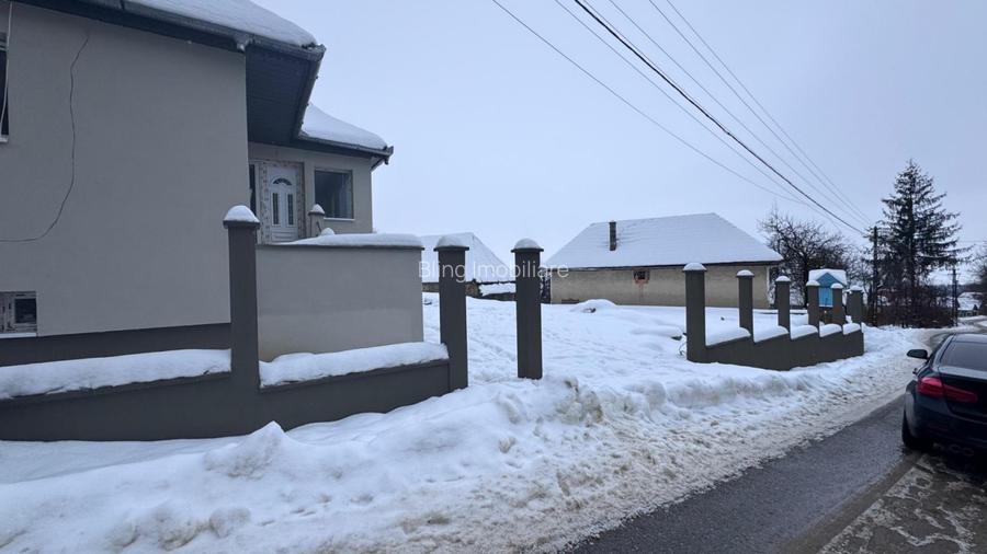 Casa finisata de vanzare , teren 2400mp, Ciurila  - 2