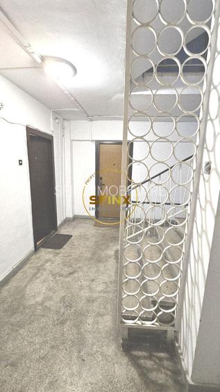 Garsoniera metrou Titan bloc din 1983  - 11