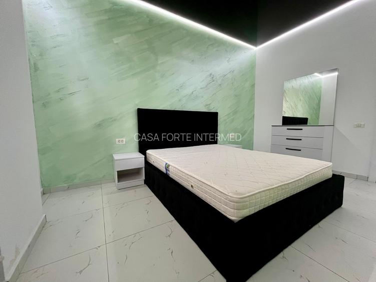 OCAZIE UNICĂ ÎN MAMAIA NORD – APARTAMENT LA PRIMA LINIE LA MARE – 96.000 € - 23