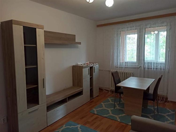Apartament 2 camere Parcul Botanic cu centrala etaj 4 - 5