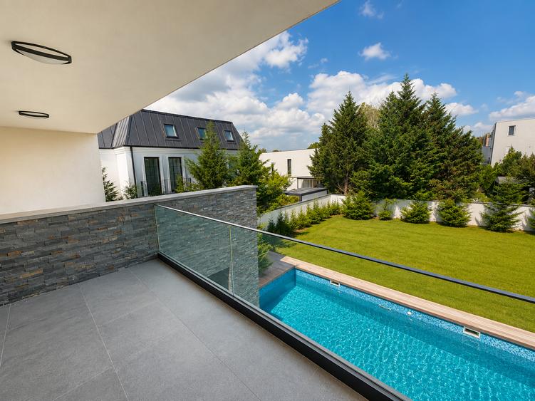 4 BEDROOM VILA WITH POOL EROU IANCU NICOLAE | VILA 5 CAMERE EROU IANCU NICOLAE