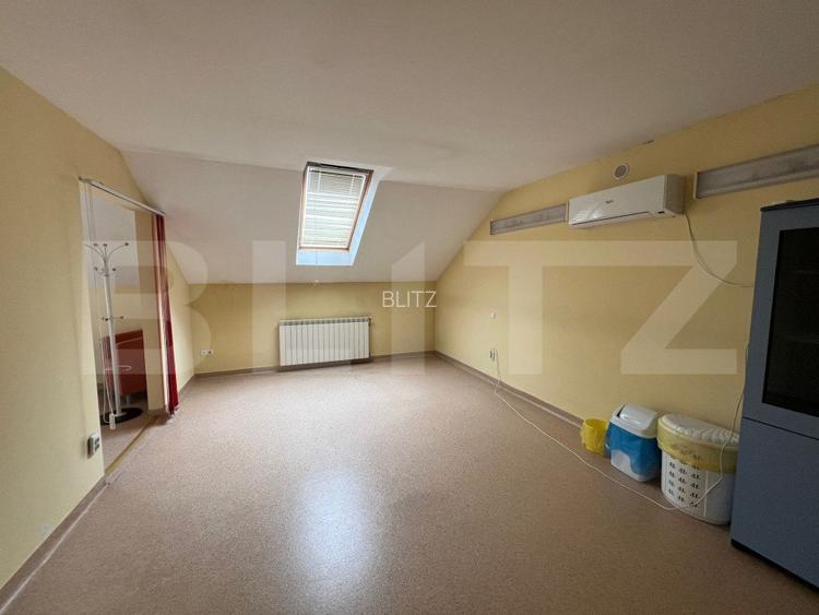 Policlinică medicală de vanzare, 8 incaperi, 380 mp, zona centrala - 3