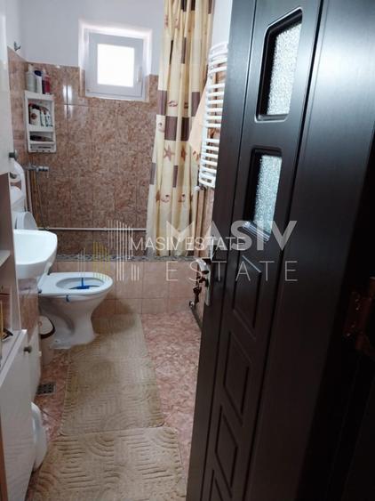 Garsonieră decomandată de vânzare în stațiunea Azuga - 8