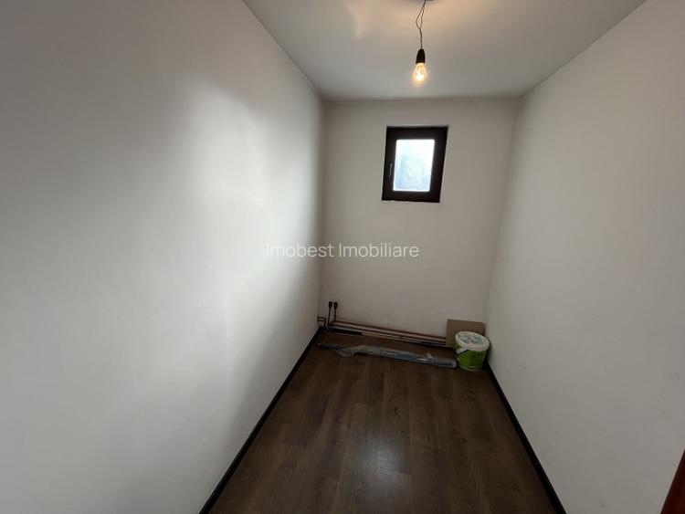Exclusivitate! Vila P+M inalta, 5 camere, Valu lui Traian! - 15