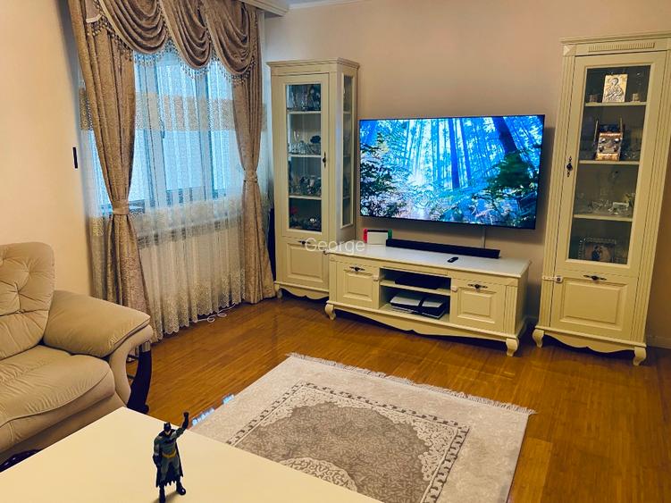 3 camere Faleza Nord apartament decomandat - 2