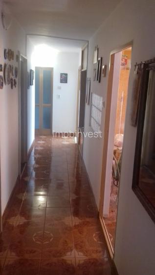 Vand ap. cu 4 camere in zona ultracentral - 10