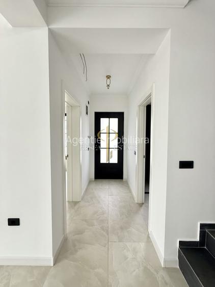 COMISION 0%| Casă înșiruită | 3 camere - 2 bai| Giroc - 6