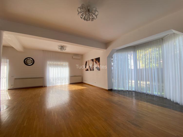 Individual villa for rent with 700 sq. m garden - 4