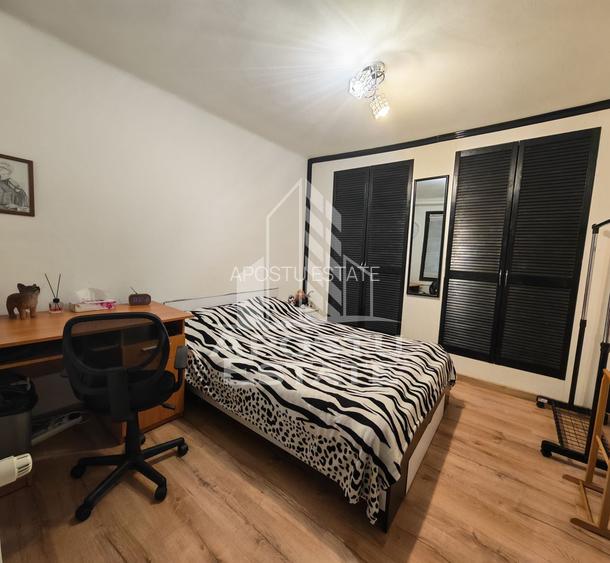 Casa individuala de vanzare, cu 4 camere si 2 garaje, zona Lipovei - 28