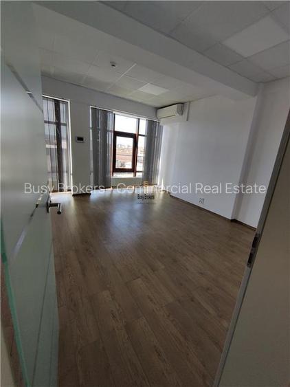 Spatii Birouri - 1500 mp - Piata Cibin - 24