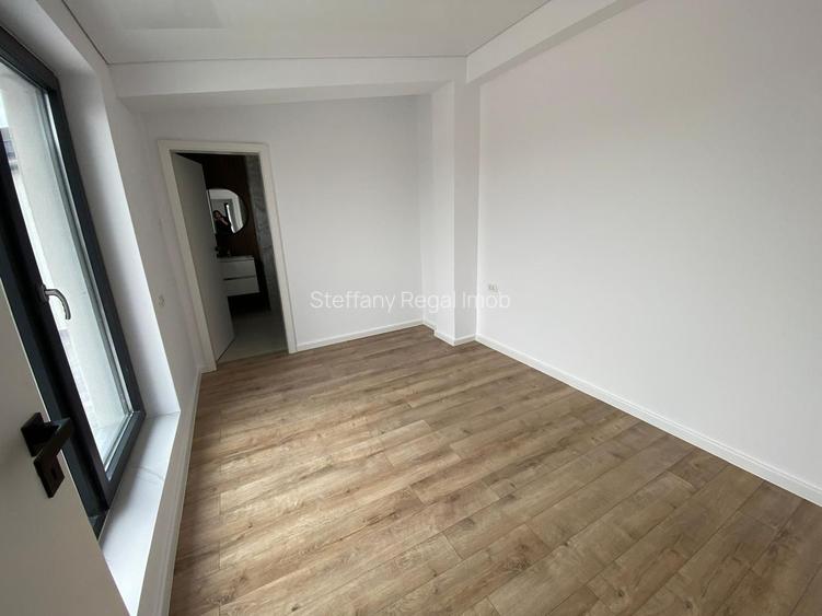 Apartament tip penthouse 4 camere de Vanzare Crangasi - 15