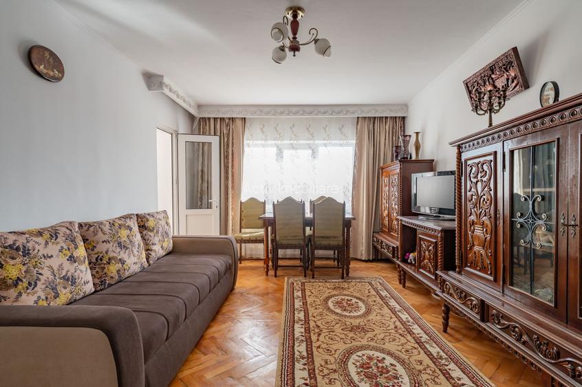 INEL 2 – Dezrobirii – 3 camere decomandate, 2 bai, etaj 3/4, bloc 1987 - 3