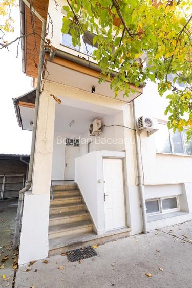 Spațiu ideal cabinet medical / clinică – 300 mp utili, doua niveluri, Central - 3