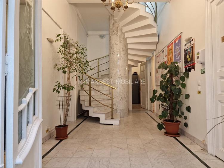 Piata Unirii, Mitropolie, 10 minute metrou, vila deosebita, strada Profesorilor, - 11