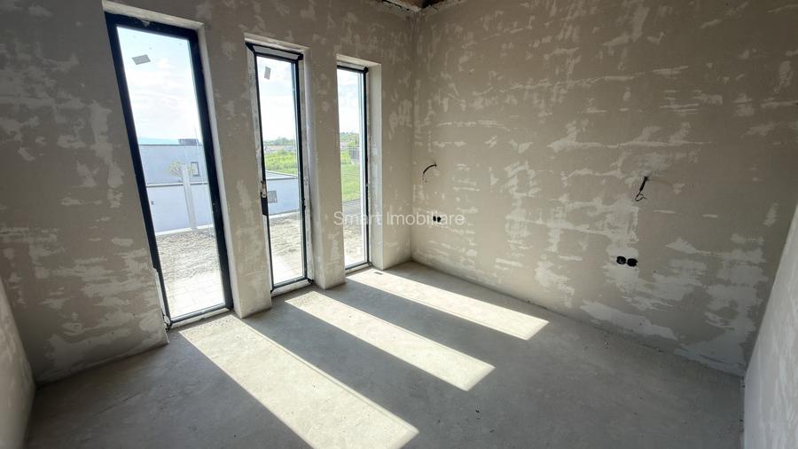Casa la cheie pe un singur nivel 4 camere + 300mp teren Bavaria Stadt - 9