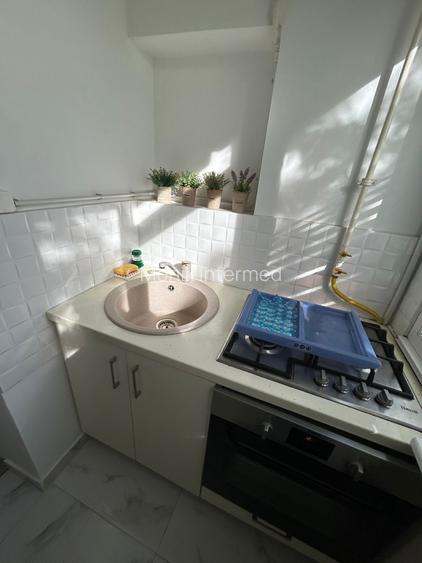 Exclusivitate - Km.4-5 - 2 camere decomandat - 4