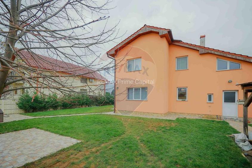 Casă familie mare Episcopia, 6 camere, garaj, curte 500 mp, de vânzare - 20