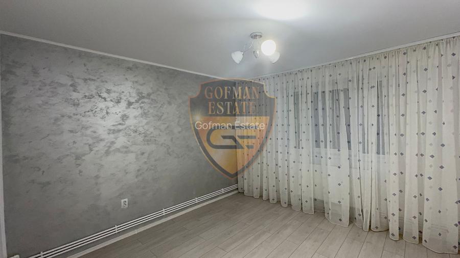 Apt 2 cam decomand Tomis Nord, 52 mp, renovat complet, centrala gaze, A/C e 3/10 - 4