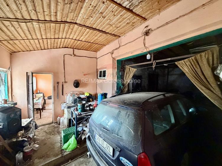 Casă cu 4 camere si teren 7727 mp Blidari - 17