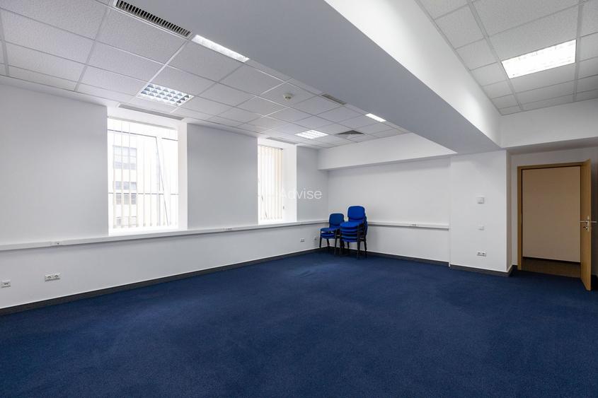 Spatiu de biouri in cladire reprezentativa, parcare generoasa - 7