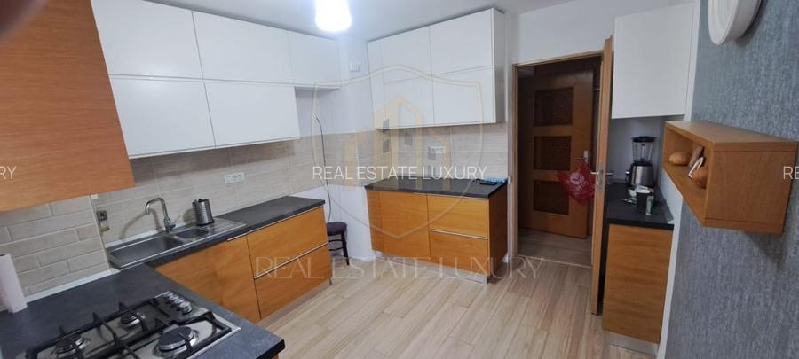 Apartament 4 camere – Metrou Apărătorii Patriei | Loc de parcare - 4