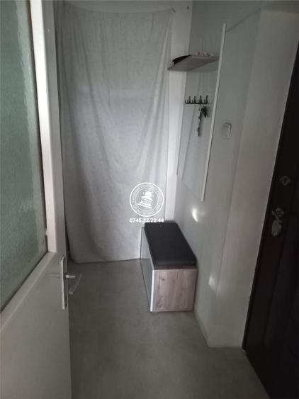 Apartament 2 camere 39 mp - Podul de Piatra