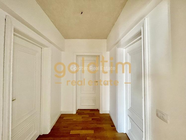 VILA LUXOASA/RENOVATA COMPLET/ PISCINA/ FINISAJE DEOSEBITE/ GARAJ - 42