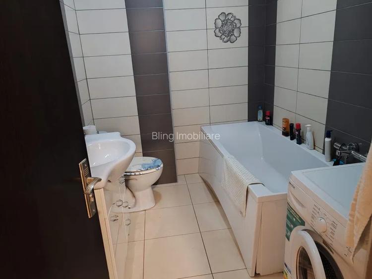 Apartamenr cu 2 camere, 55 mp, decomandat, etaj intermediar,  zona Edgar Quinet - 6