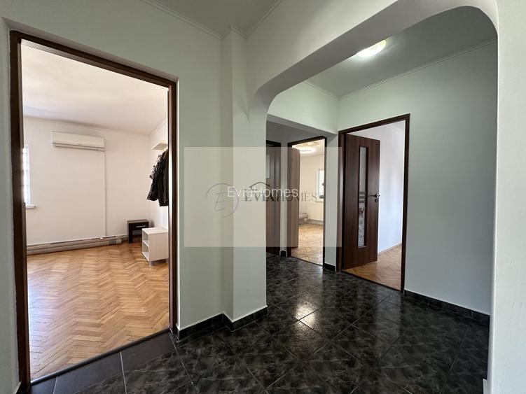 3 camere decomandate/Zona Bibliotecii Județene Octavian Goga - 5