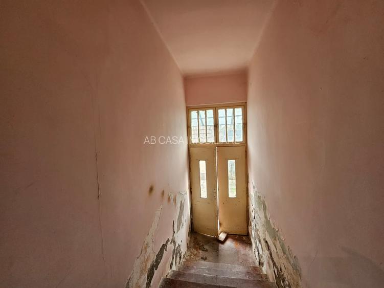 Ap în casă cu 2 ap, curte comună și grădină, C Bogdăneștilor, comision 0% - 17