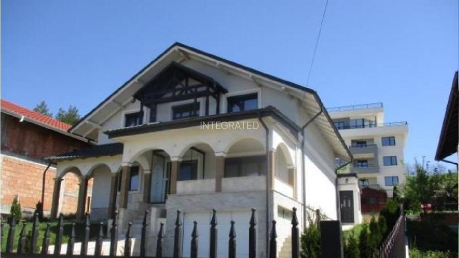 Vila 215 mp + Teren 580 mp ~ Loc. Hudum, Jud. Botosani - 2