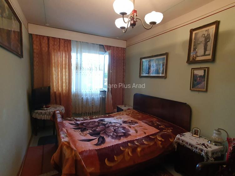 Vand apartament cu 3 camere zona Vlaicu Lebada 5 Colturi - 8